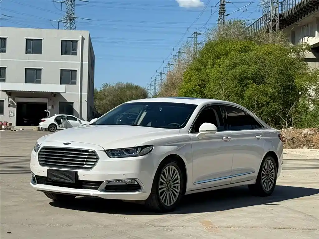 Ford Taurus 2017