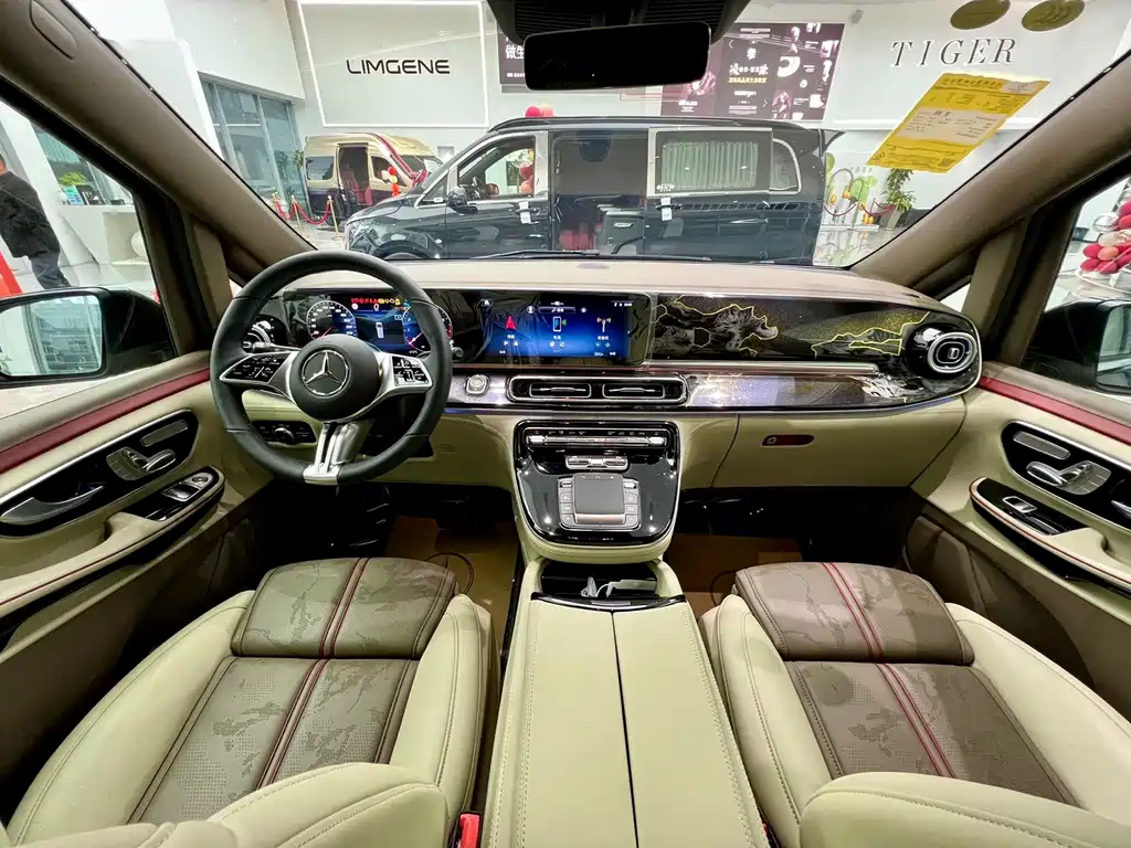 Mercedes-Benz V-Class V 2024 V 300 L Luxury