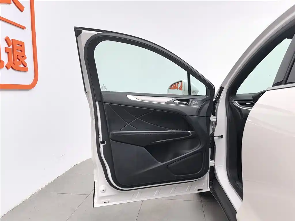 Lincoln MKC 2017 2.0T Premium