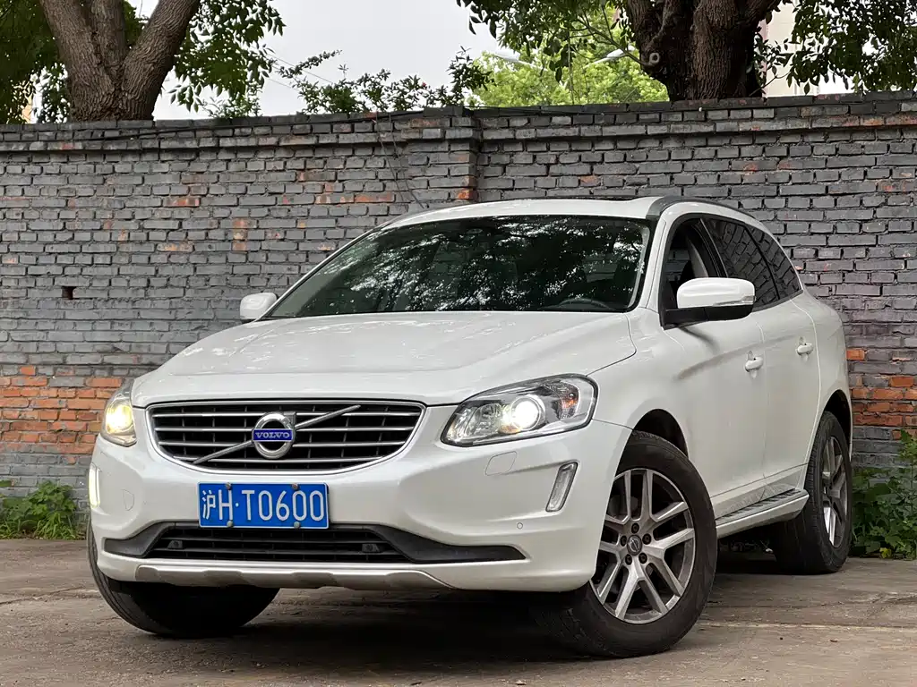 Купить Volvo XC60