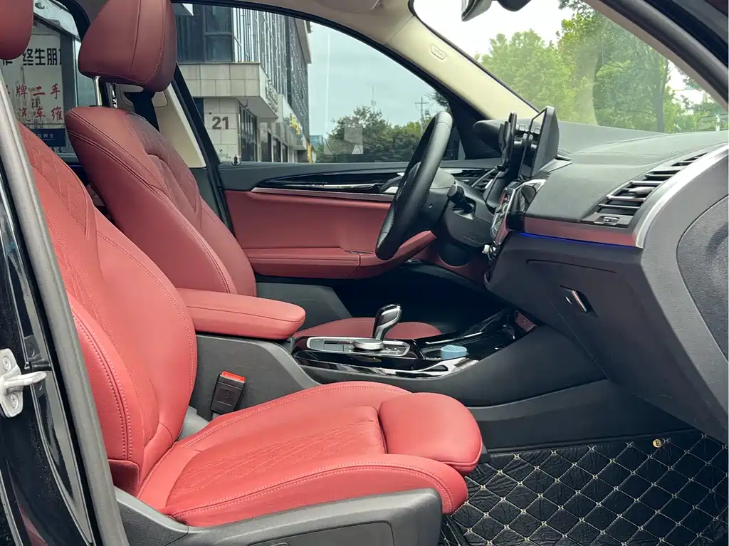 BMW X3 — миниатюра 9