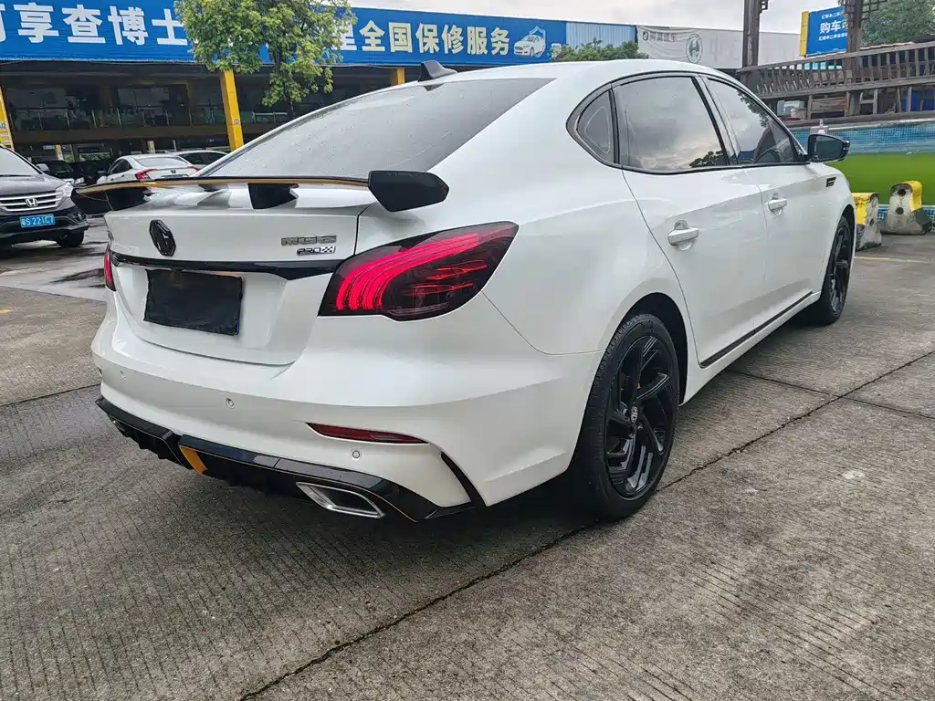 MG MG6 — миниатюра 7