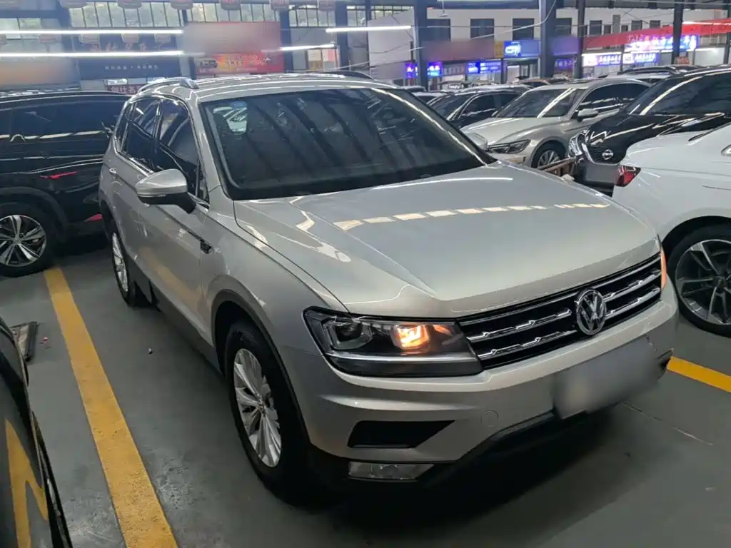 Volkswagen Tiguan L — миниатюра 4