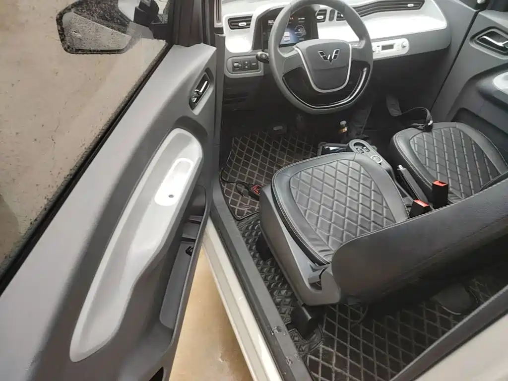 Wuling MINIEV — миниатюра 16