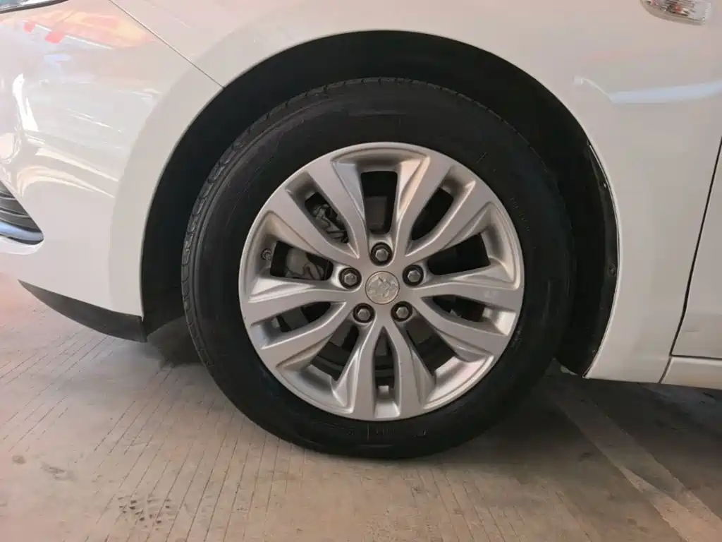 Buick Excelle — миниатюра 23