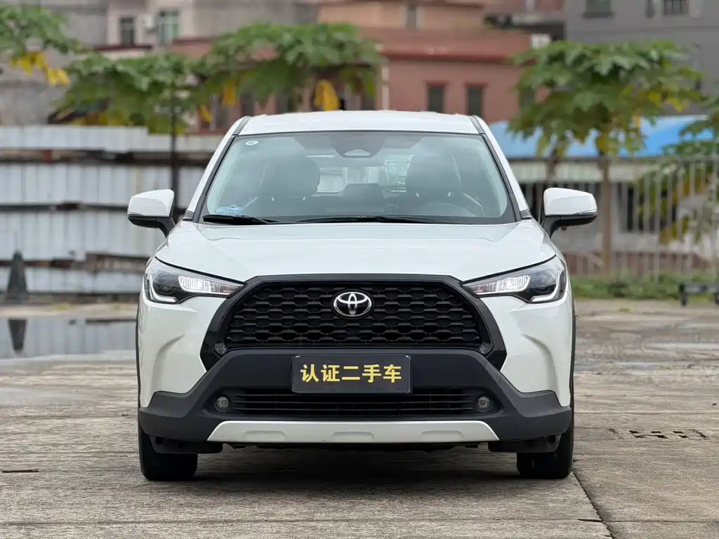 Toyota Corolla Cross — миниатюра 2