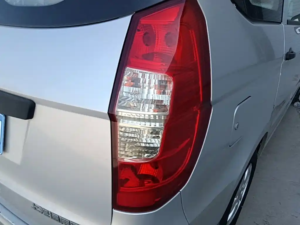 Wuling Hongguang — миниатюра 8