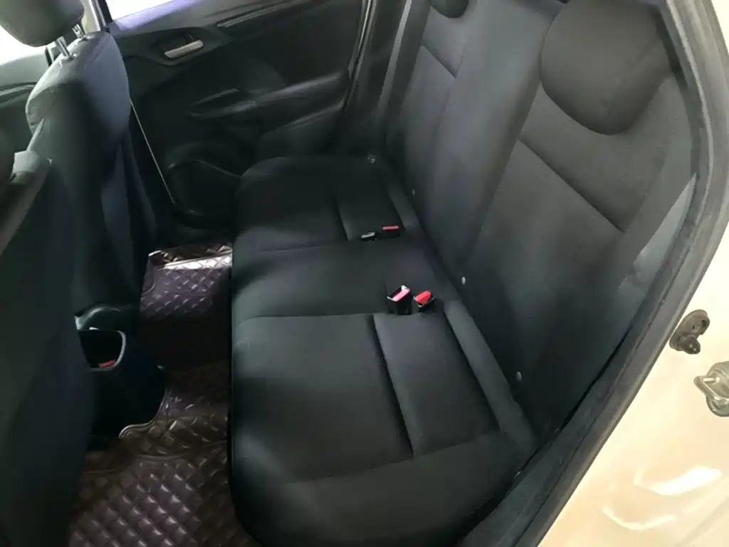 Honda Fit — миниатюра 17