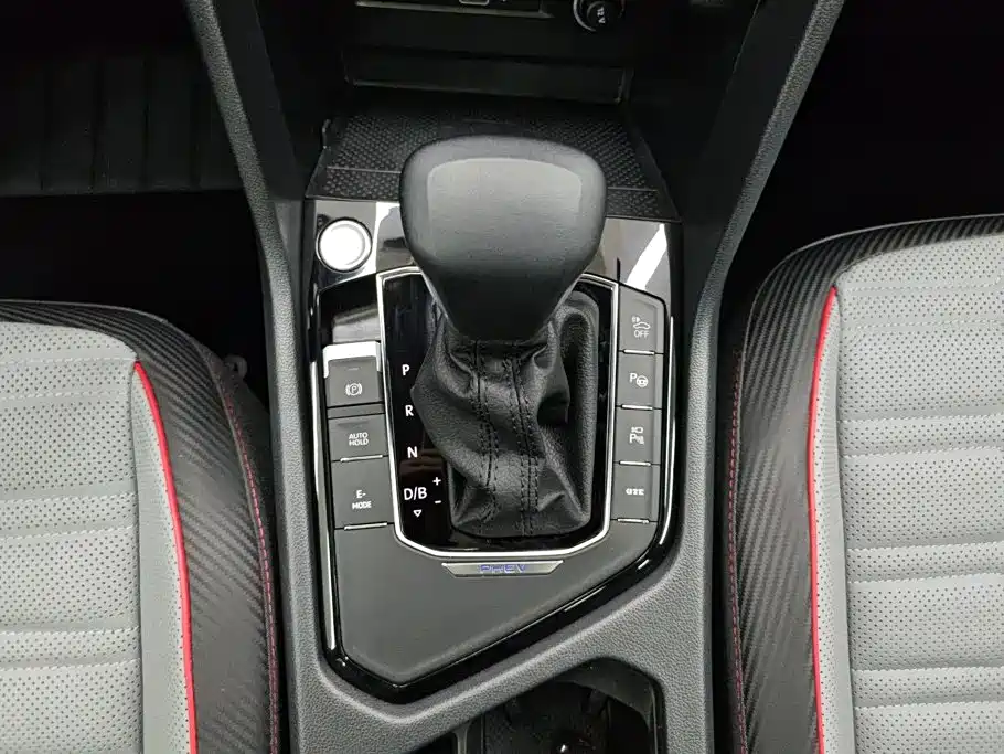 Volkswagen 途观L插电混动 — миниатюра 16