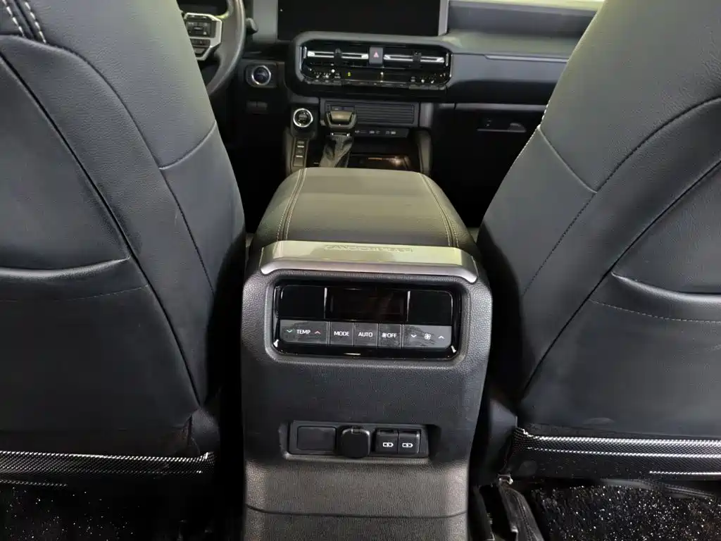 Toyota Prado — миниатюра 15