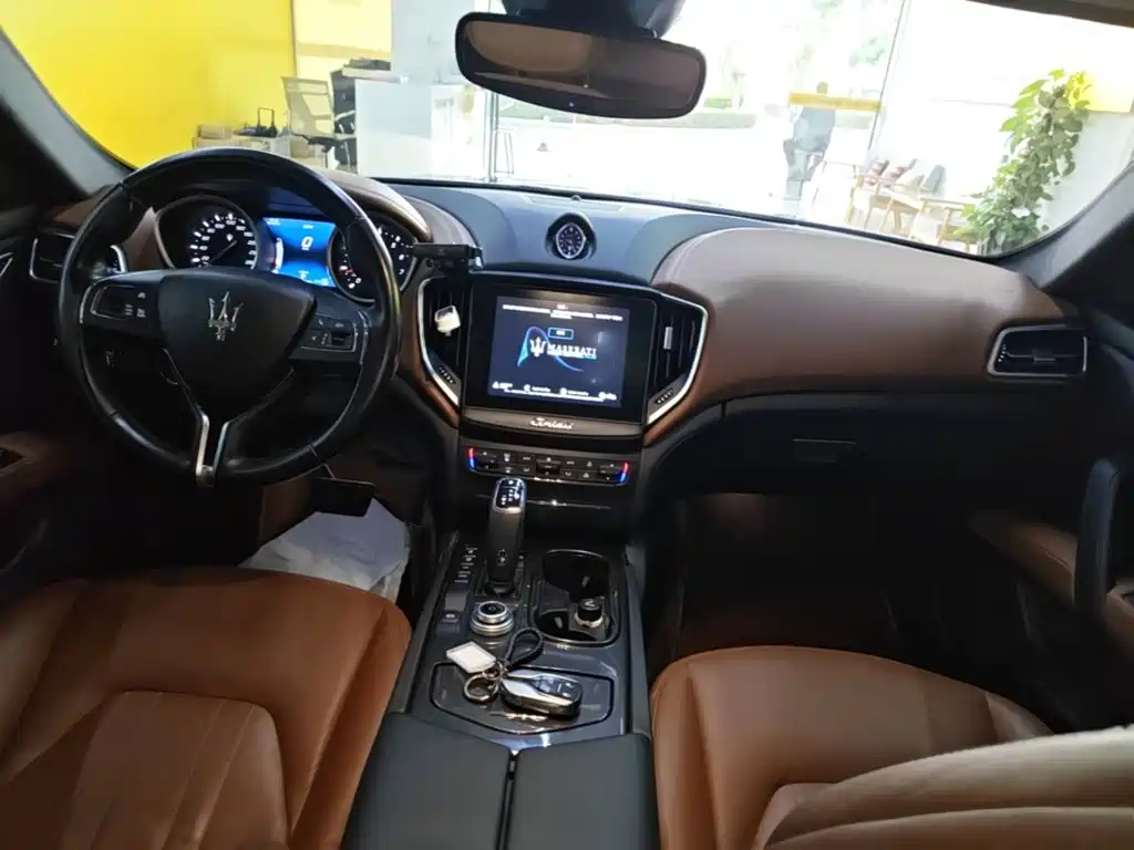 Maserati Ghibli — миниатюра 13