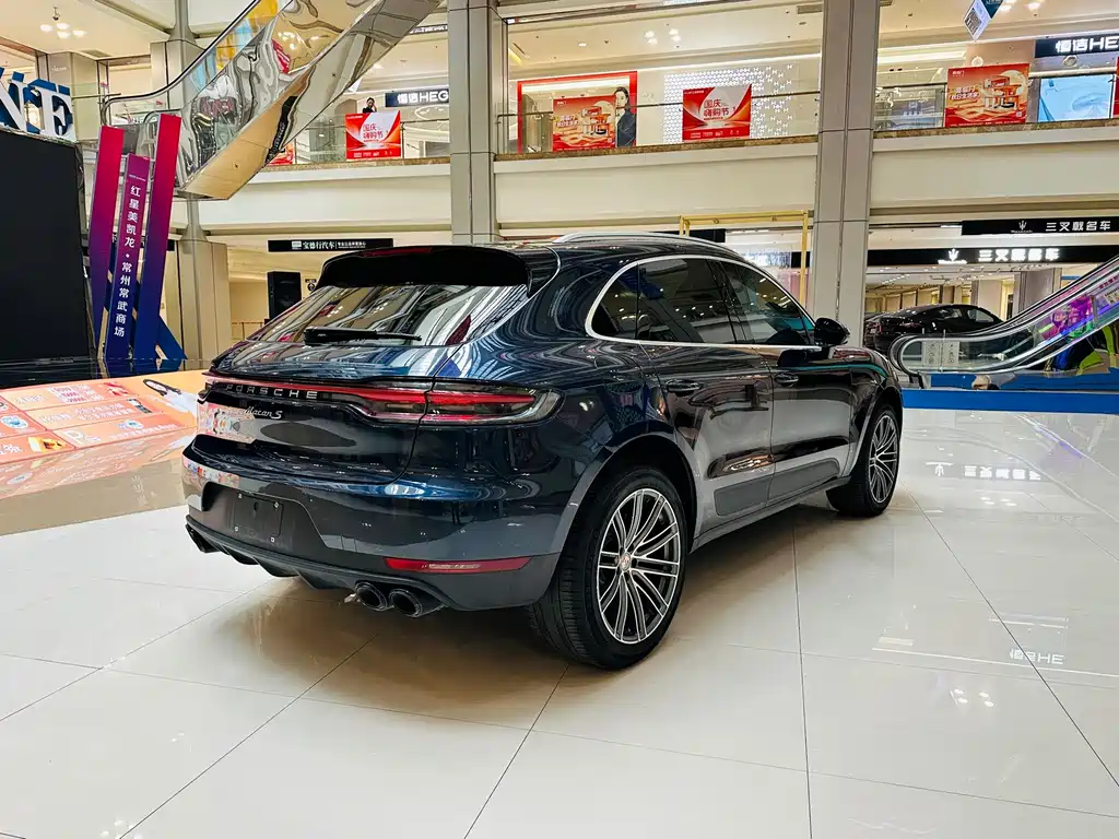 Porsche Macan — миниатюра 5