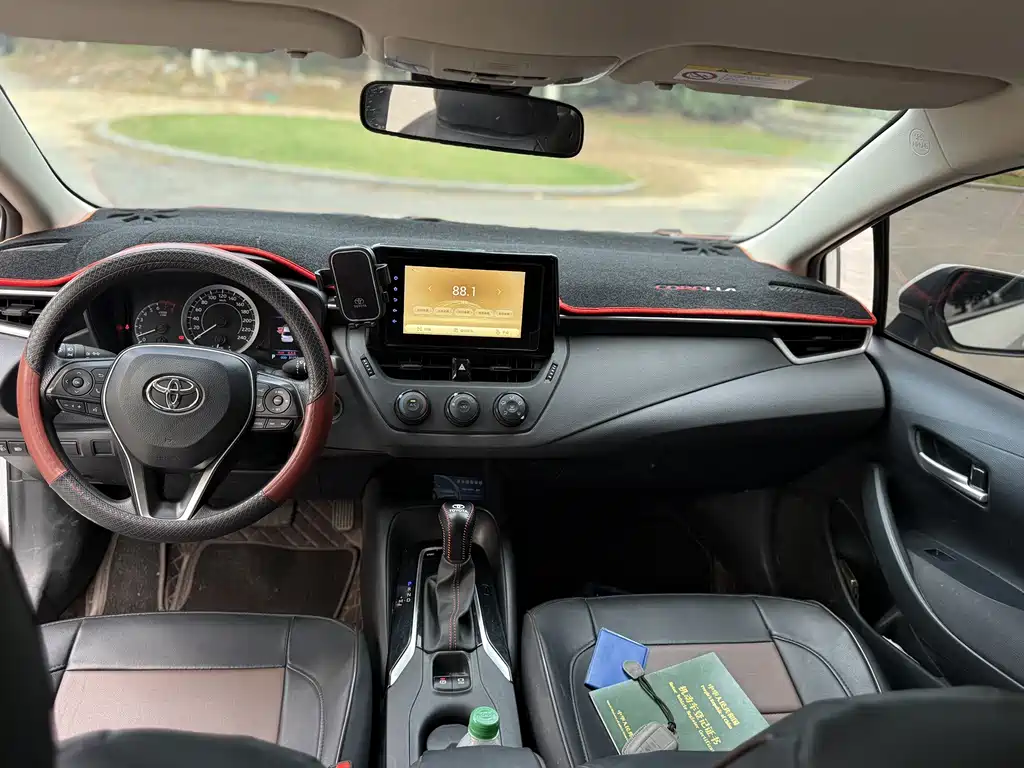 Toyota Corolla — миниатюра 6