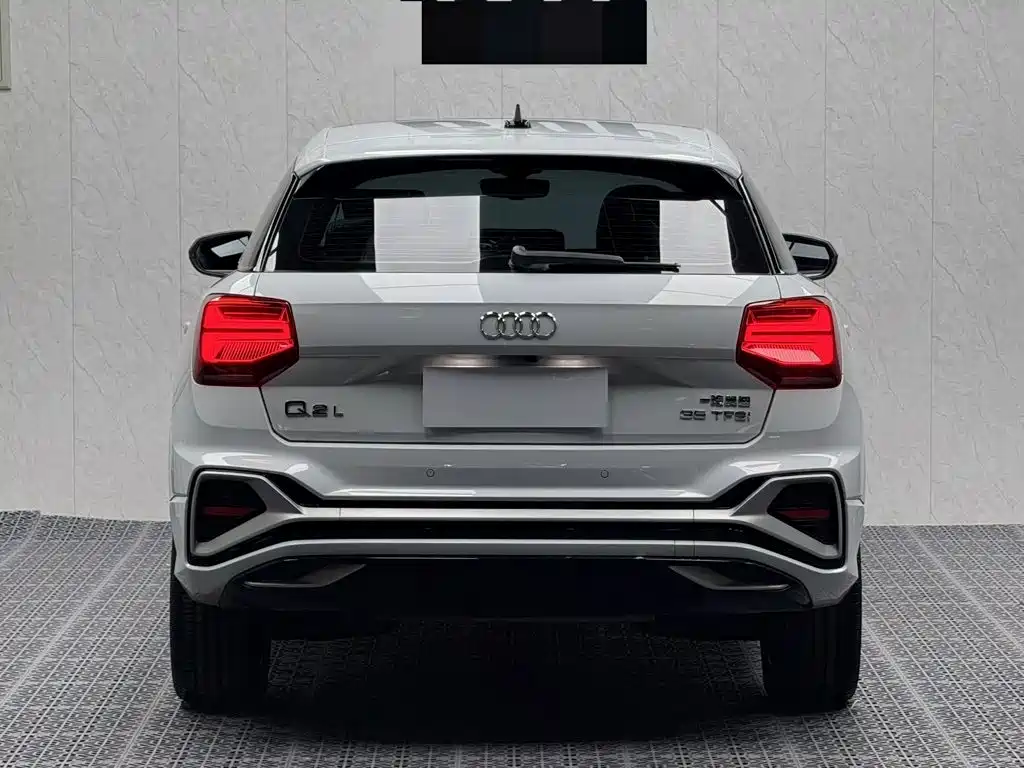 Audi Q2L — миниатюра 12