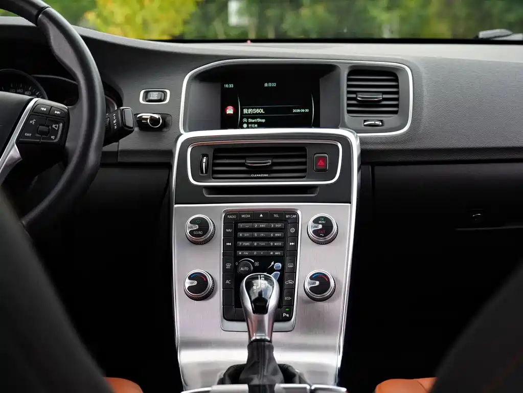 Volvo S60 — миниатюра 8