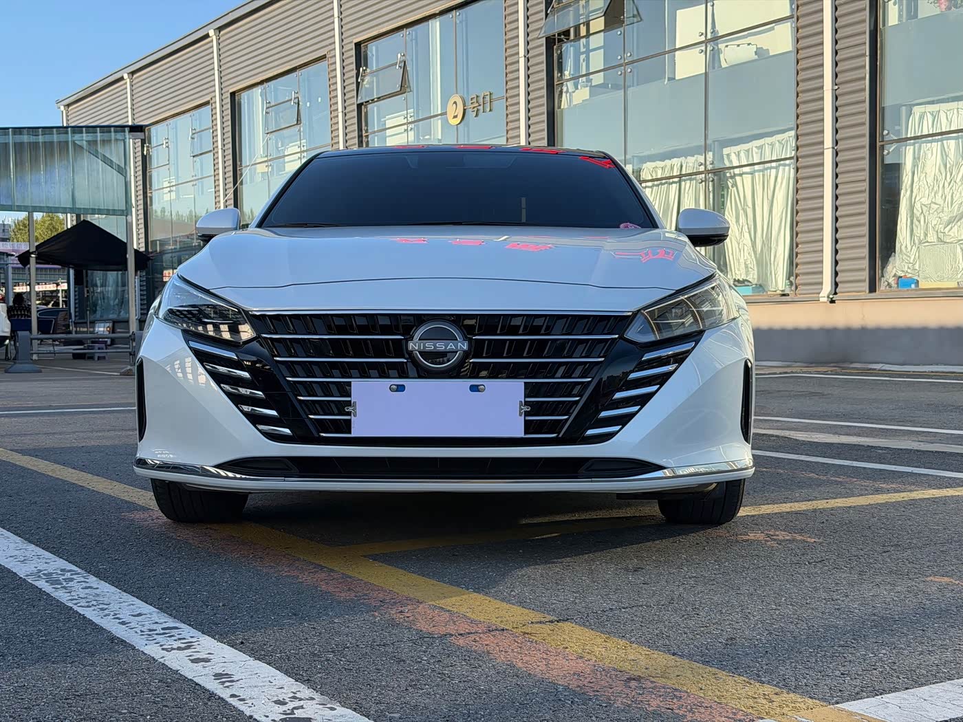 Nissan Teana 2.0 л 2024 г. Белый, пробег 32000 км