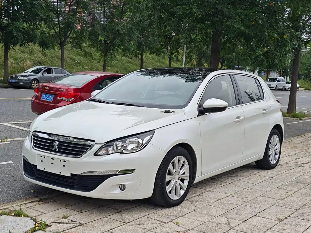 Купить Peugeot 308S