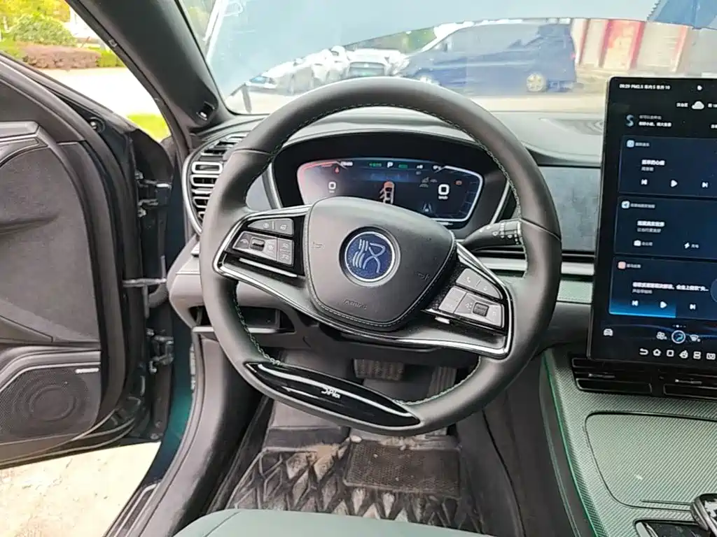 BYD Han — миниатюра 11