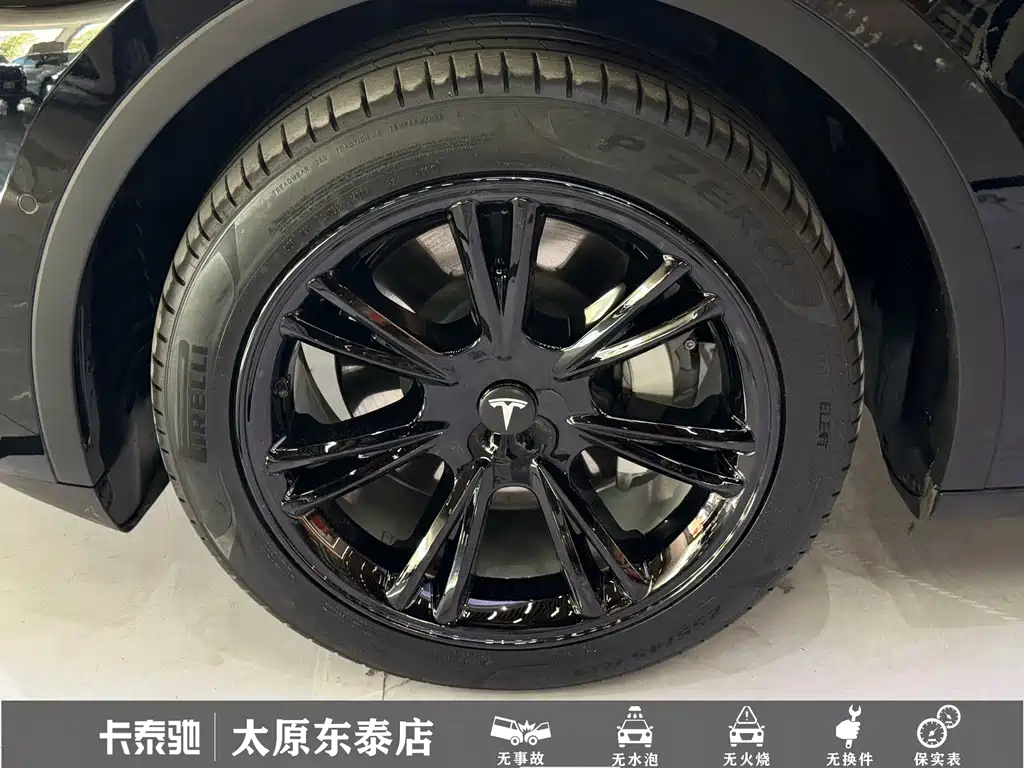 Tesla Model Y — миниатюра 22