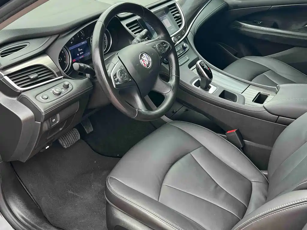 Buick LaCrosse — миниатюра 8