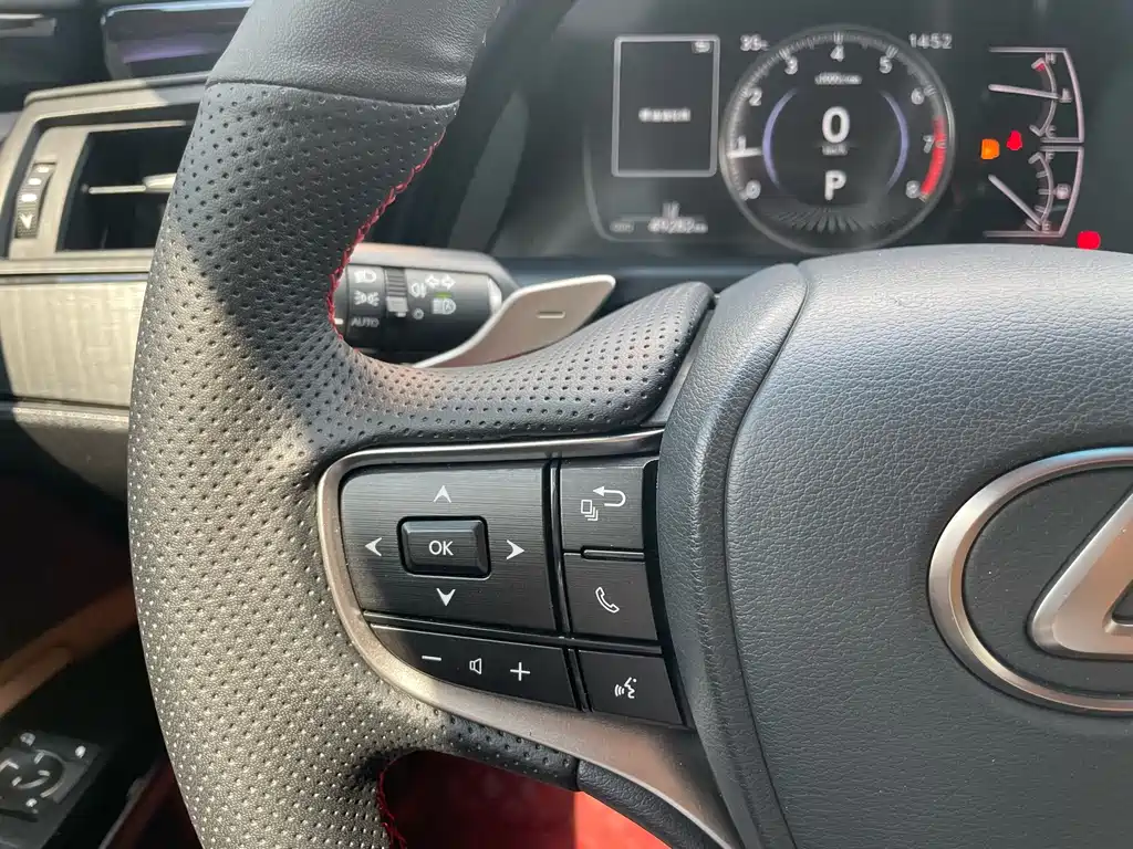 Lexus ES — миниатюра 24