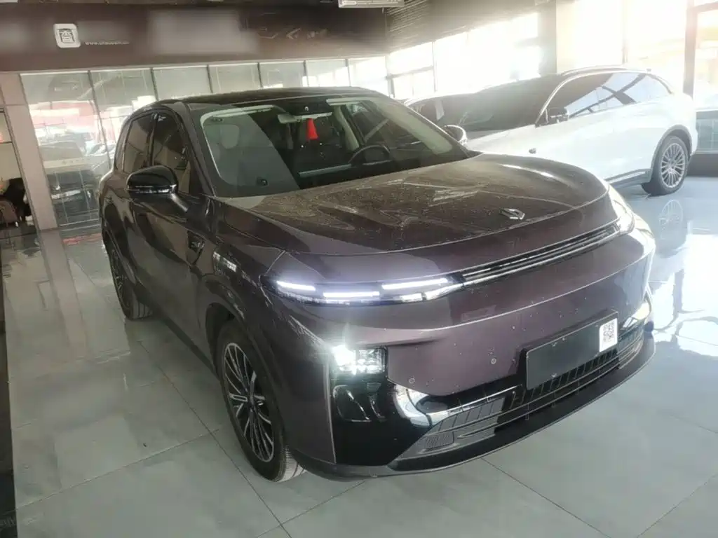 Leapmotor Leapmotor B10 — миниатюра 4