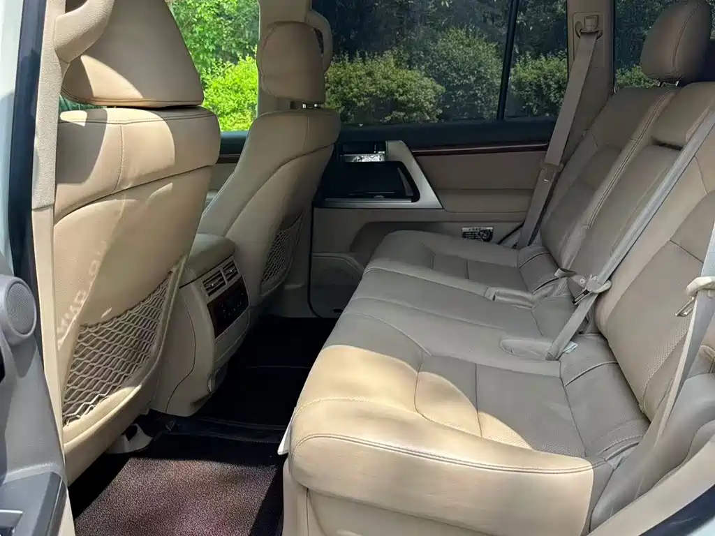 Toyota Land Cruiser 2015 5.7L VX-R