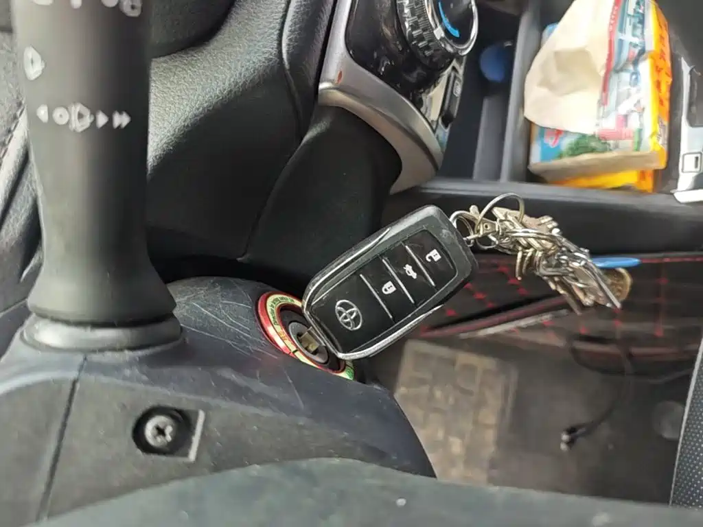 Toyota Yaris L — миниатюра 12