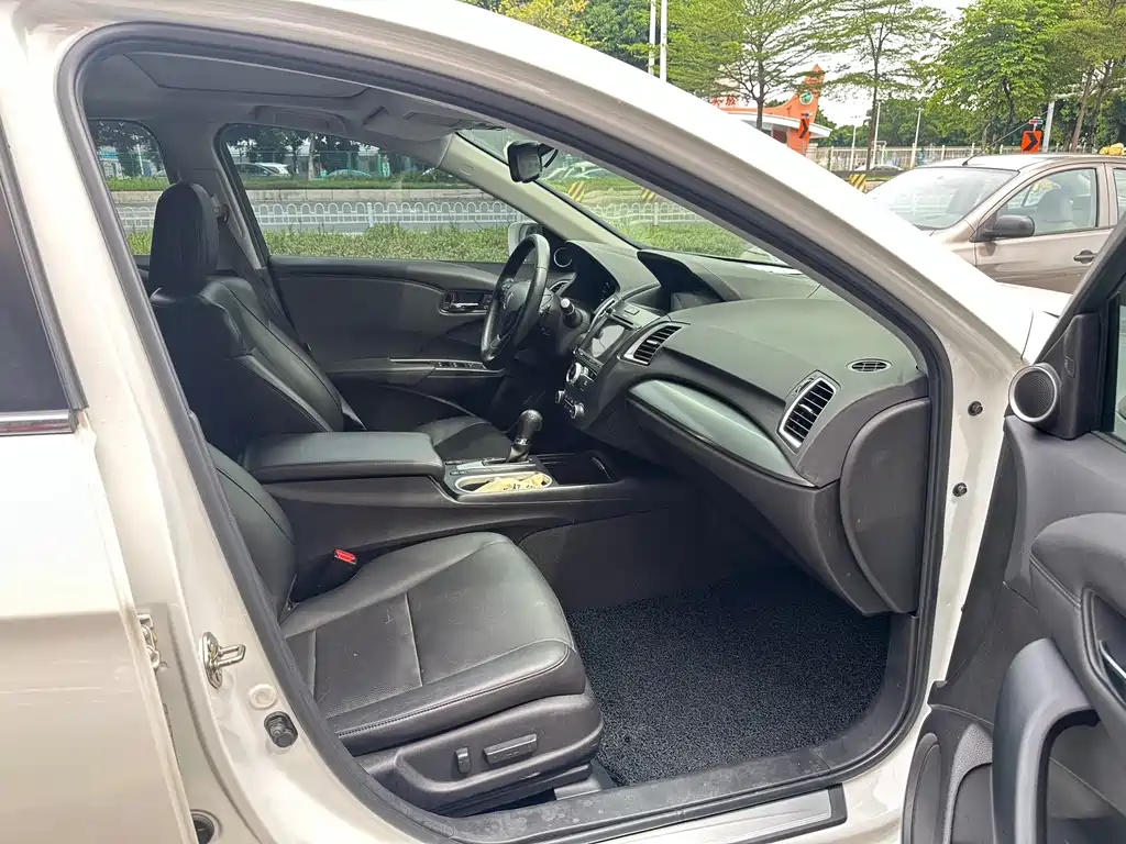 Acura RDX (Import) — миниатюра 8