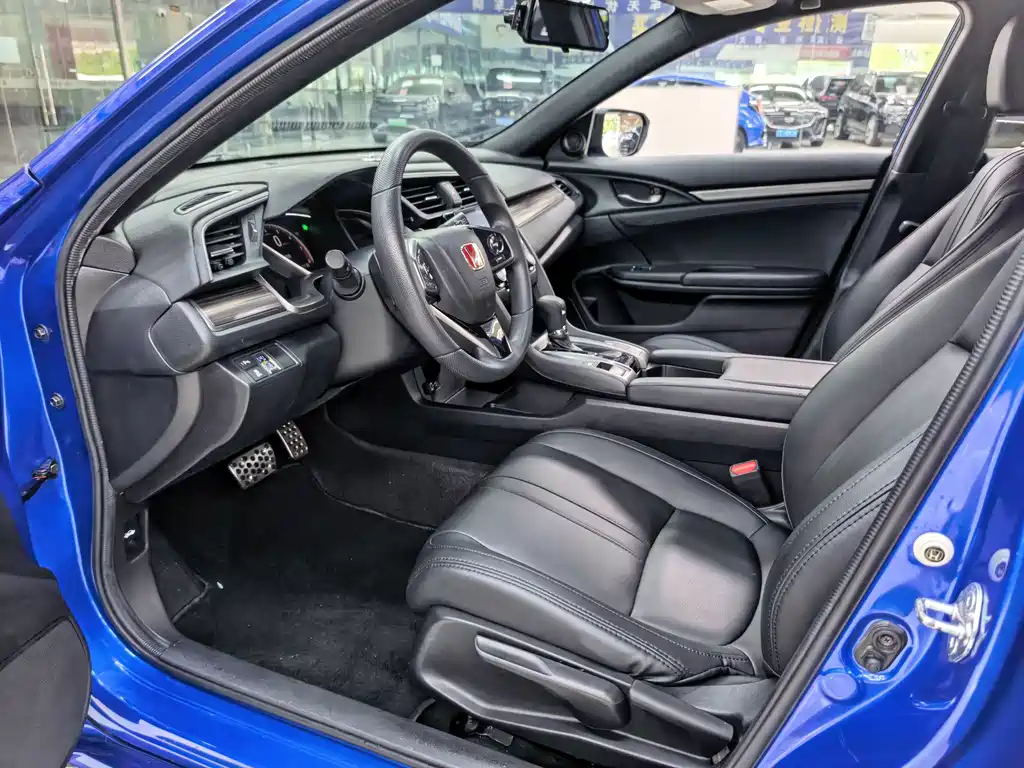 Honda Civic — миниатюра 5