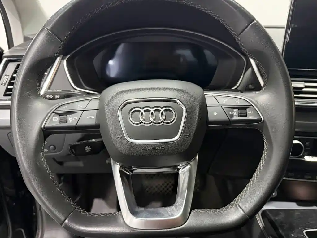 Audi Q5L — миниатюра 10