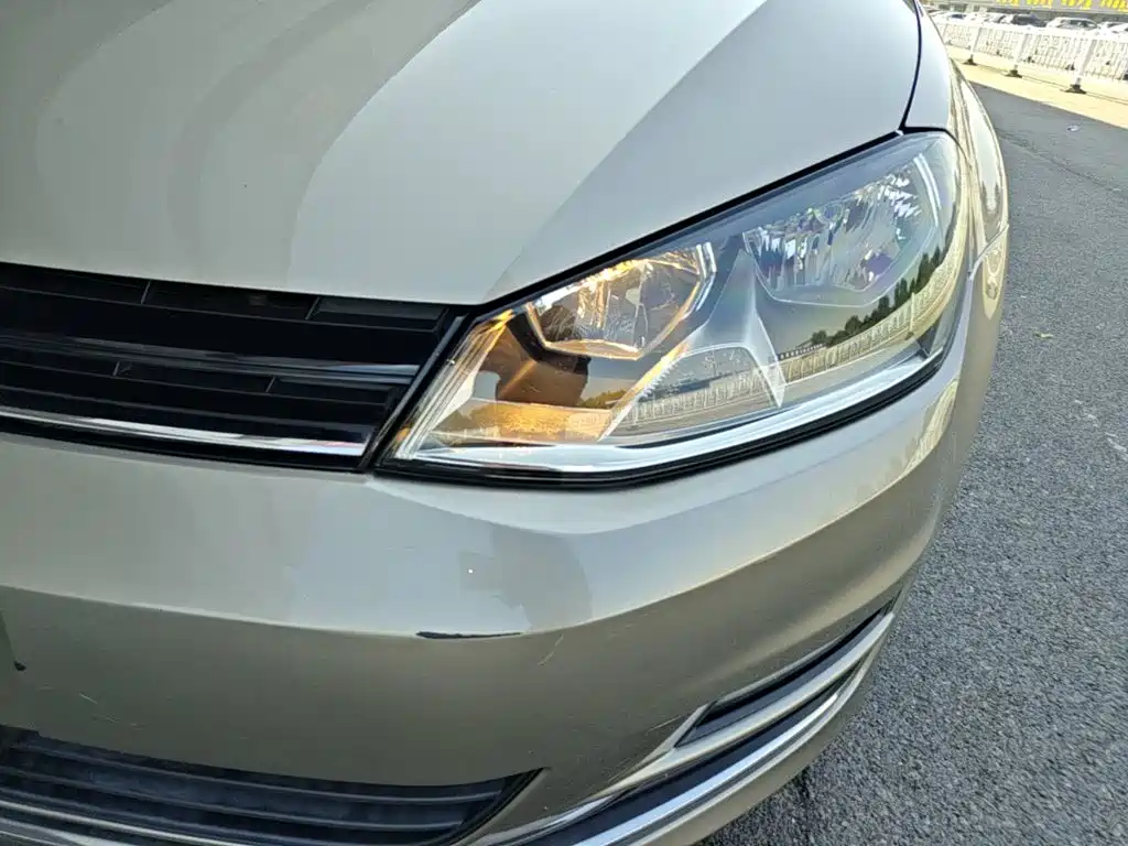 Volkswagen Golf — миниатюра 24