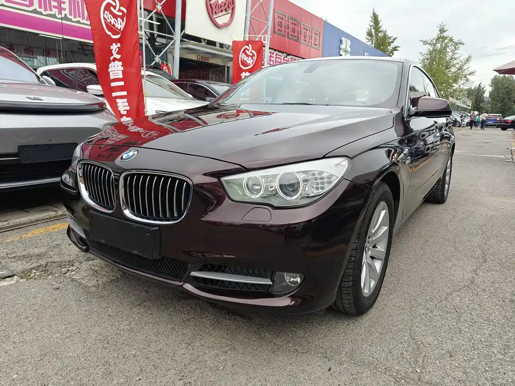 BMW 5 Series GT 2012