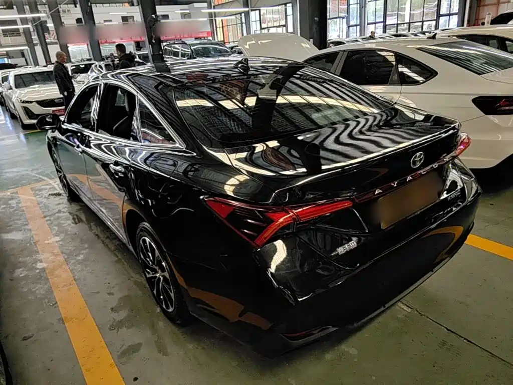 Toyota Avalon — миниатюра 5