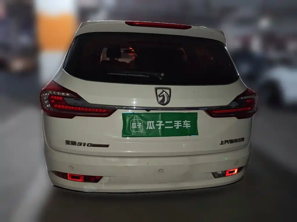 Baojun 310W — миниатюра 5
