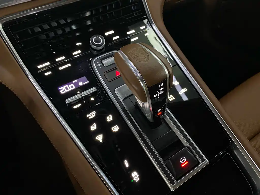Porsche Panamera — миниатюра 9