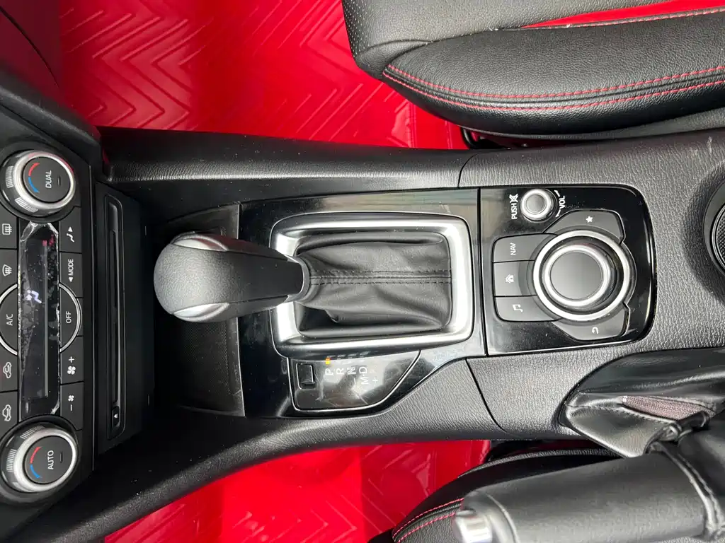 Mazda 3 Axela — миниатюра 25