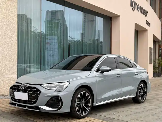 AUDI A3 2025
