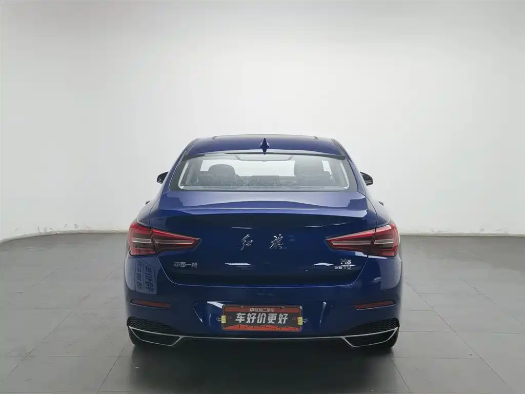 Hongqi H5 2022 1.8T AT