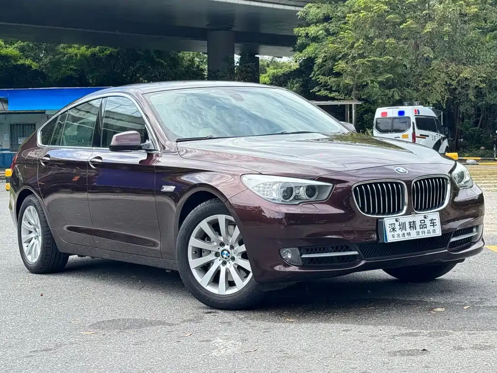 BMW 5 Series — миниатюра 4