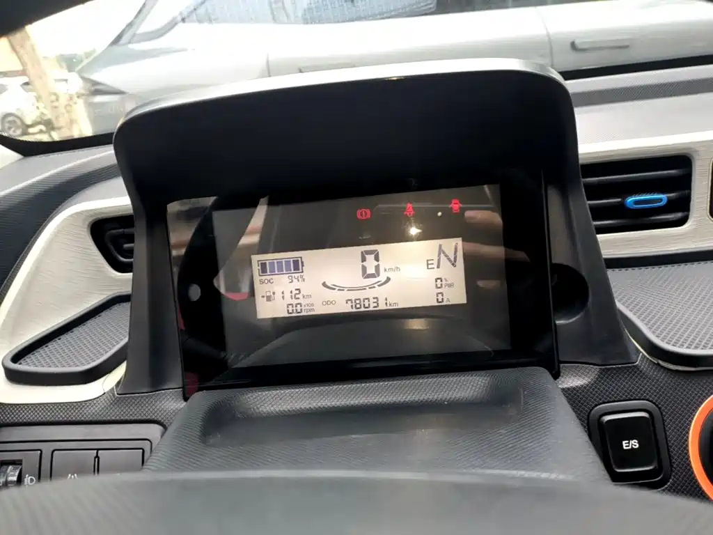 Wuling MINIEV — миниатюра 12