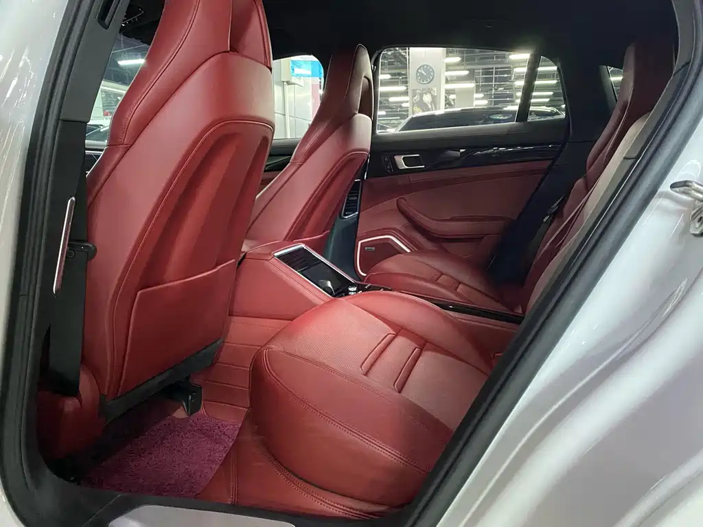 Porsche Panamera — миниатюра 7