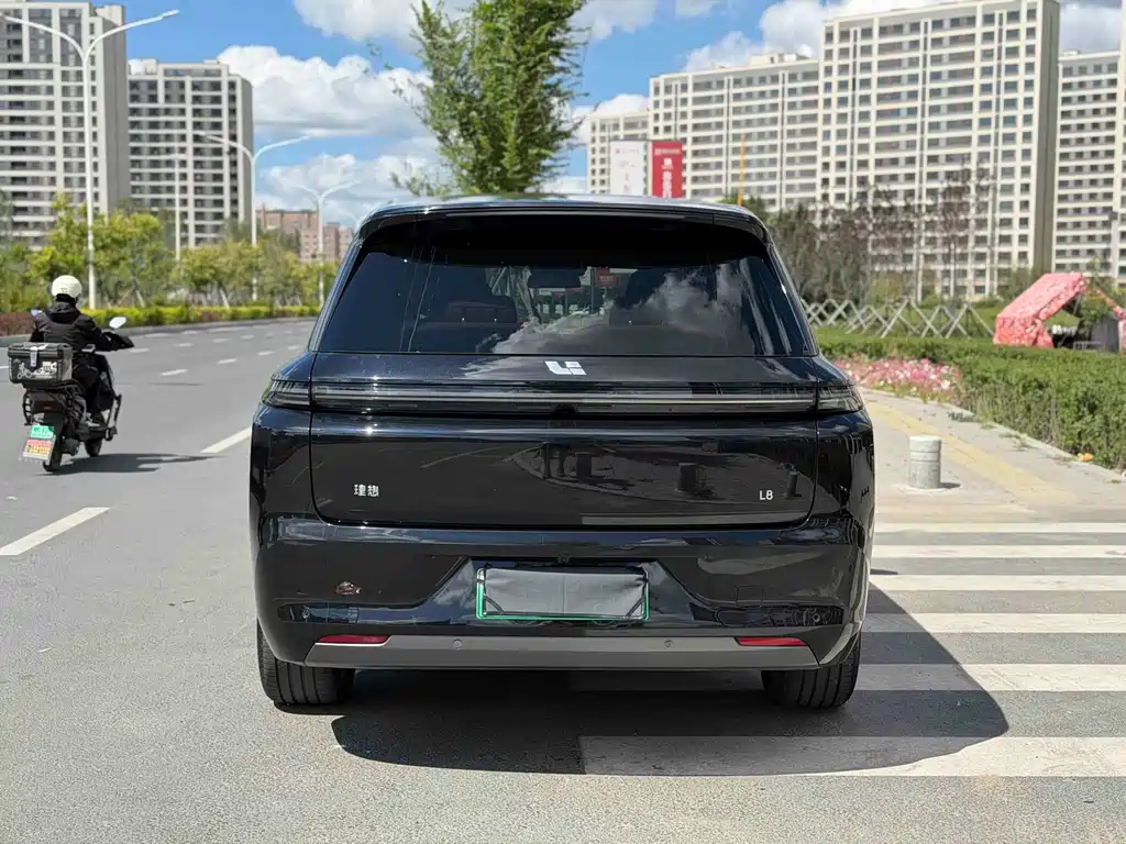 Li Auto Li L8 — миниатюра 3