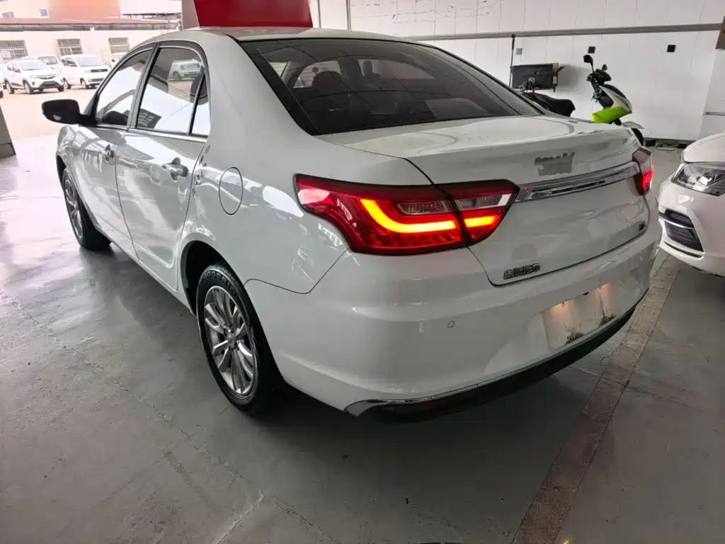 Geely Vision — миниатюра 5