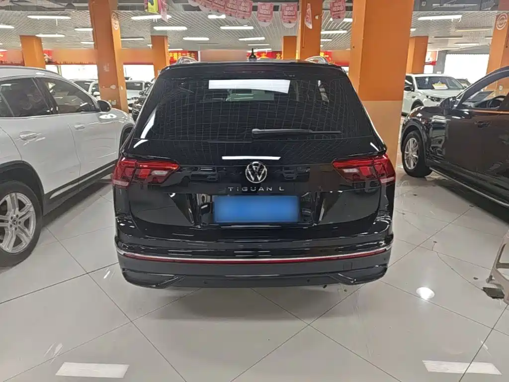Volkswagen Tiguan L — миниатюра 6