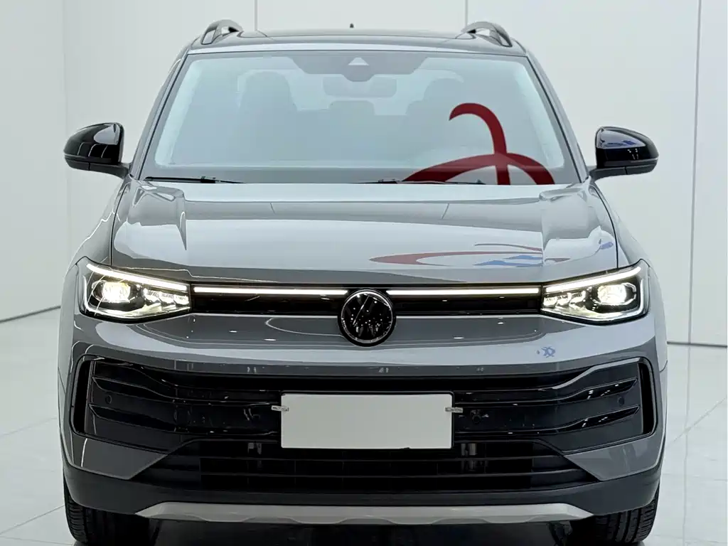 Volkswagen Tharu — миниатюра 3