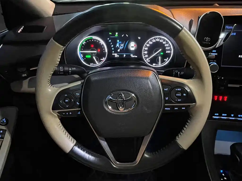 Toyota Avalon — миниатюра 11