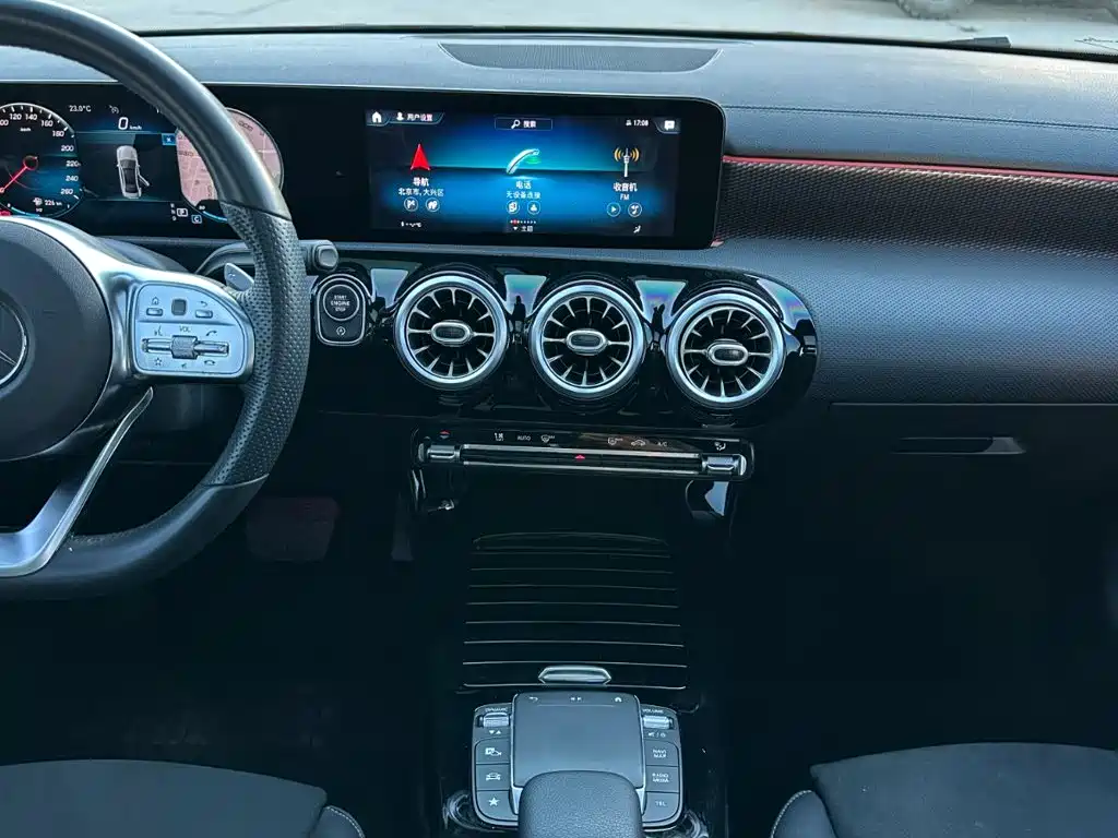 Mercedes-Benz A-Class — миниатюра 19