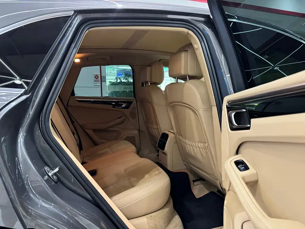 Porsche Macan 2014 Macan S 3.0T
