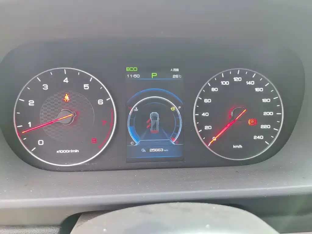 BYD Tang — миниатюра 4